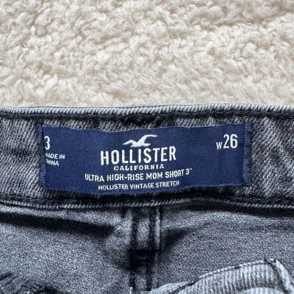 Hollister Ultra High-Rise Mom Shorts Size 3 W26 Gray Denim Frayed Hem Stretchy - Picture 10 of 12